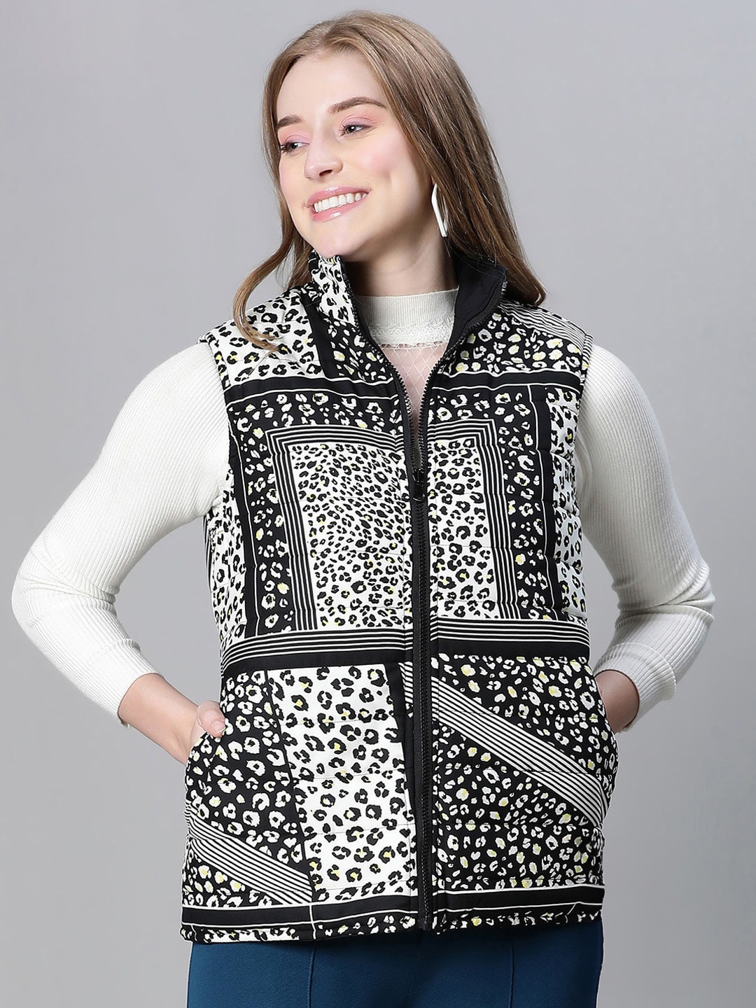 

Oxolloxo Animal Printed Reversible Padded Jacket, Black