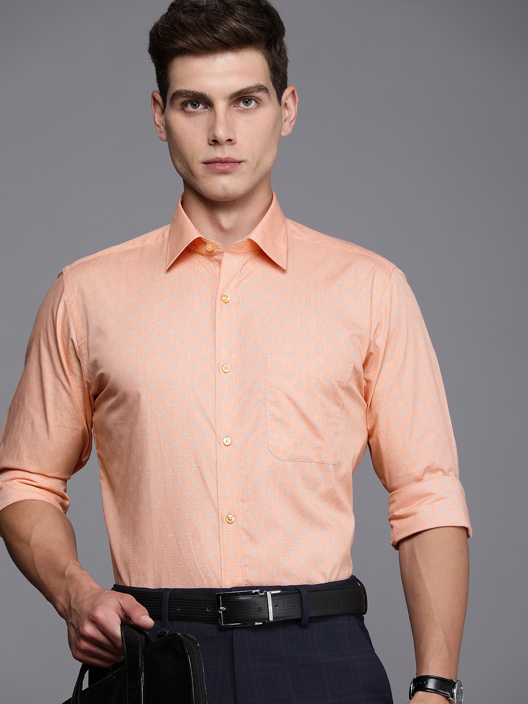 

Raymond Pure Cotton Slim Fit Formal Shirt, Peach