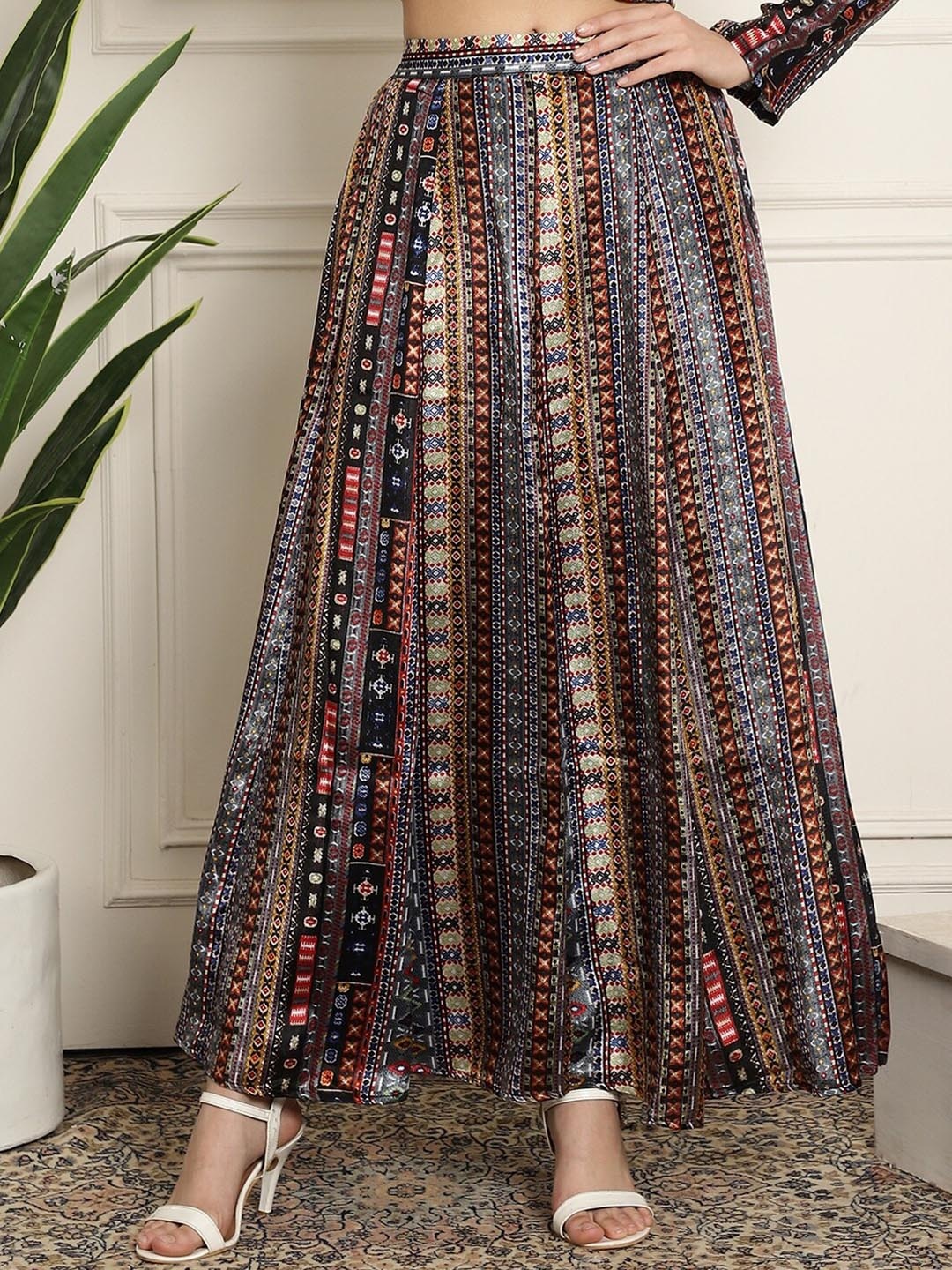 

NEUDIS Abstract Printed Flared Maxi Skirts, Black