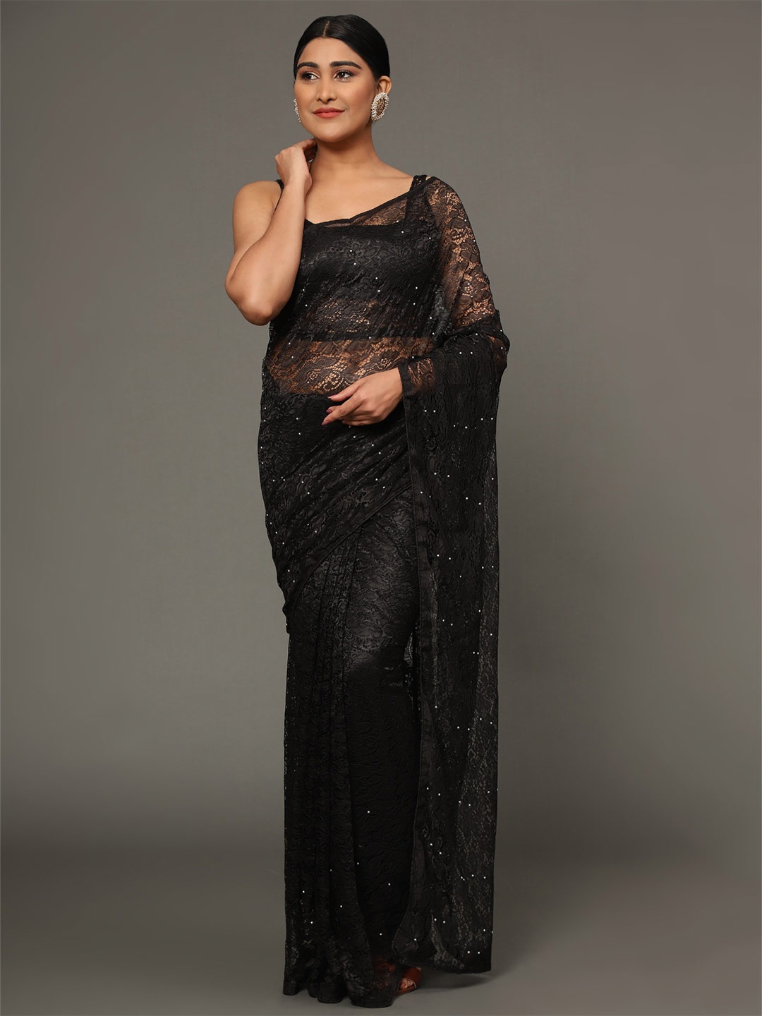 

GoStyle Floral Embroidered Beads and Stones Net Saree, Black