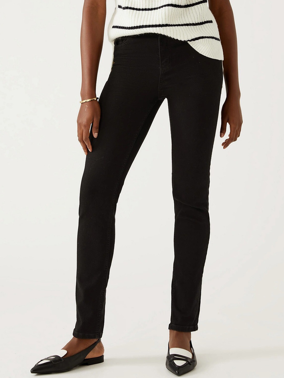 

Marks & Spencer Women Slim Fit High-Rise Stretchable Jeans, Black