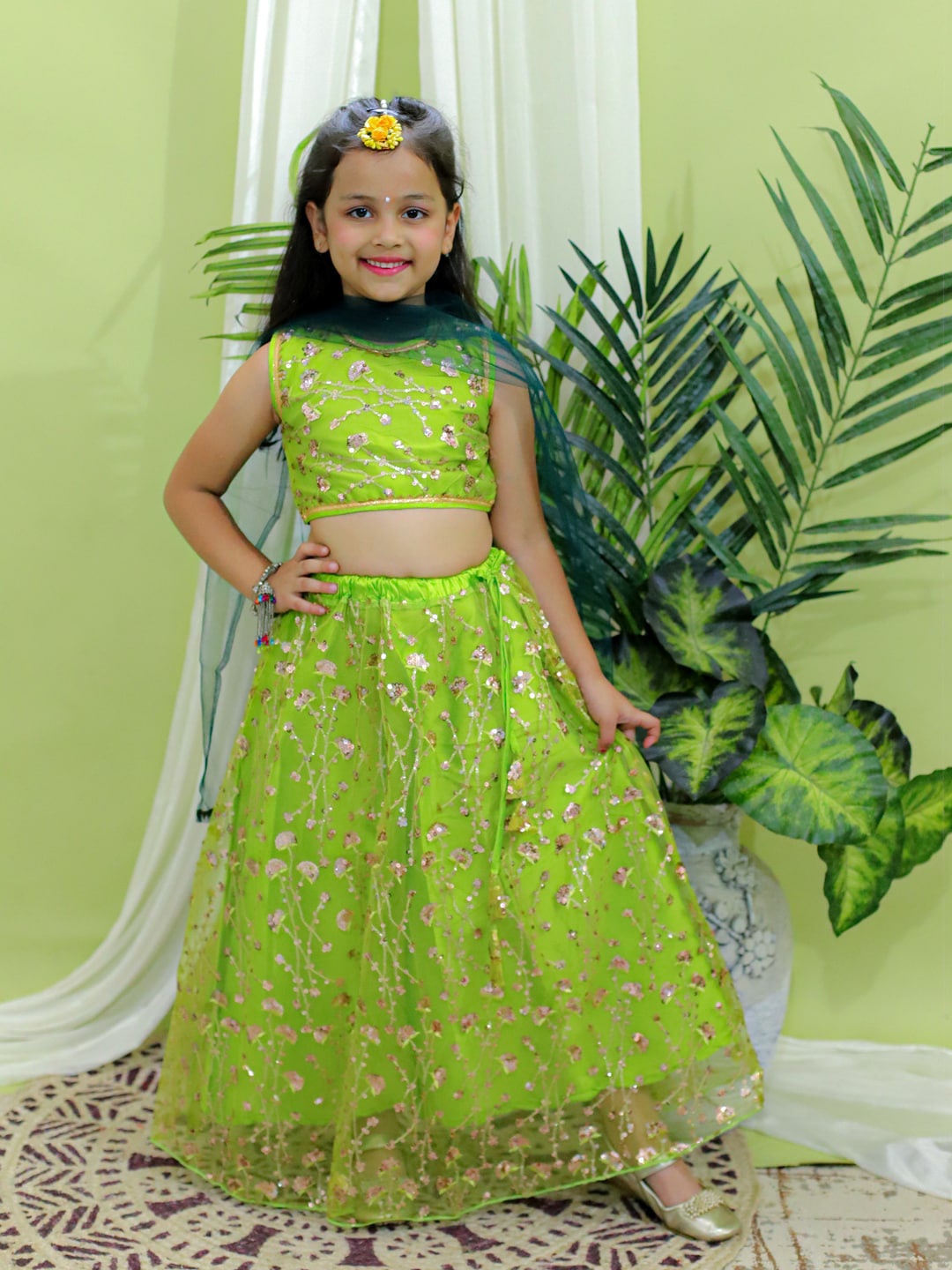 

BownBee Girls Embellished Sequinned Ready to Wear Lehenga & Blouse With Dupatta, Green