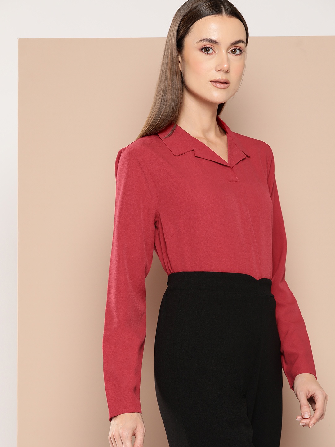 

INVICTUS Opaque Cuban Collar Casual Shirt, Red