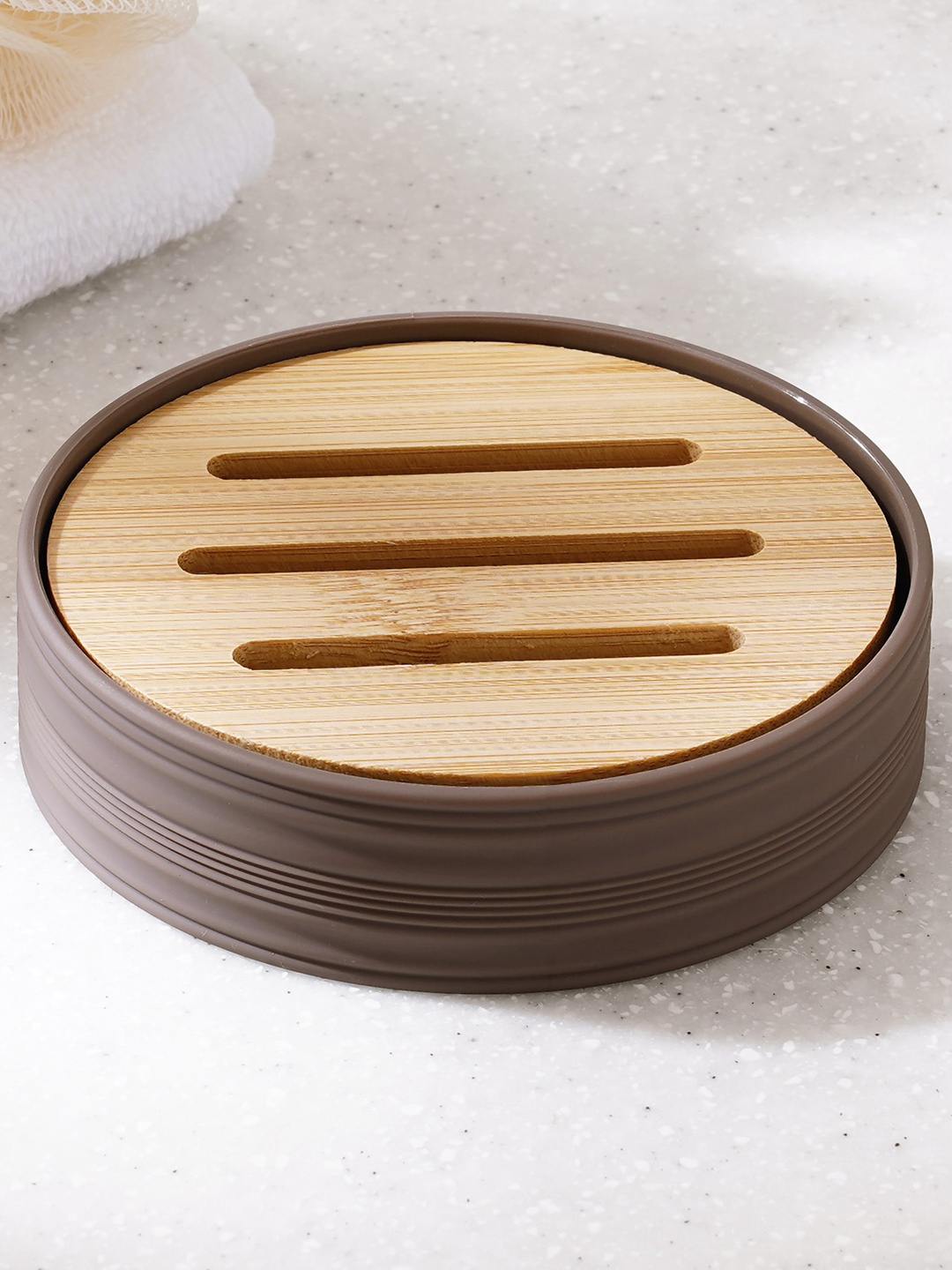 

Home Centre Brown Textured Intelio Soap Dish