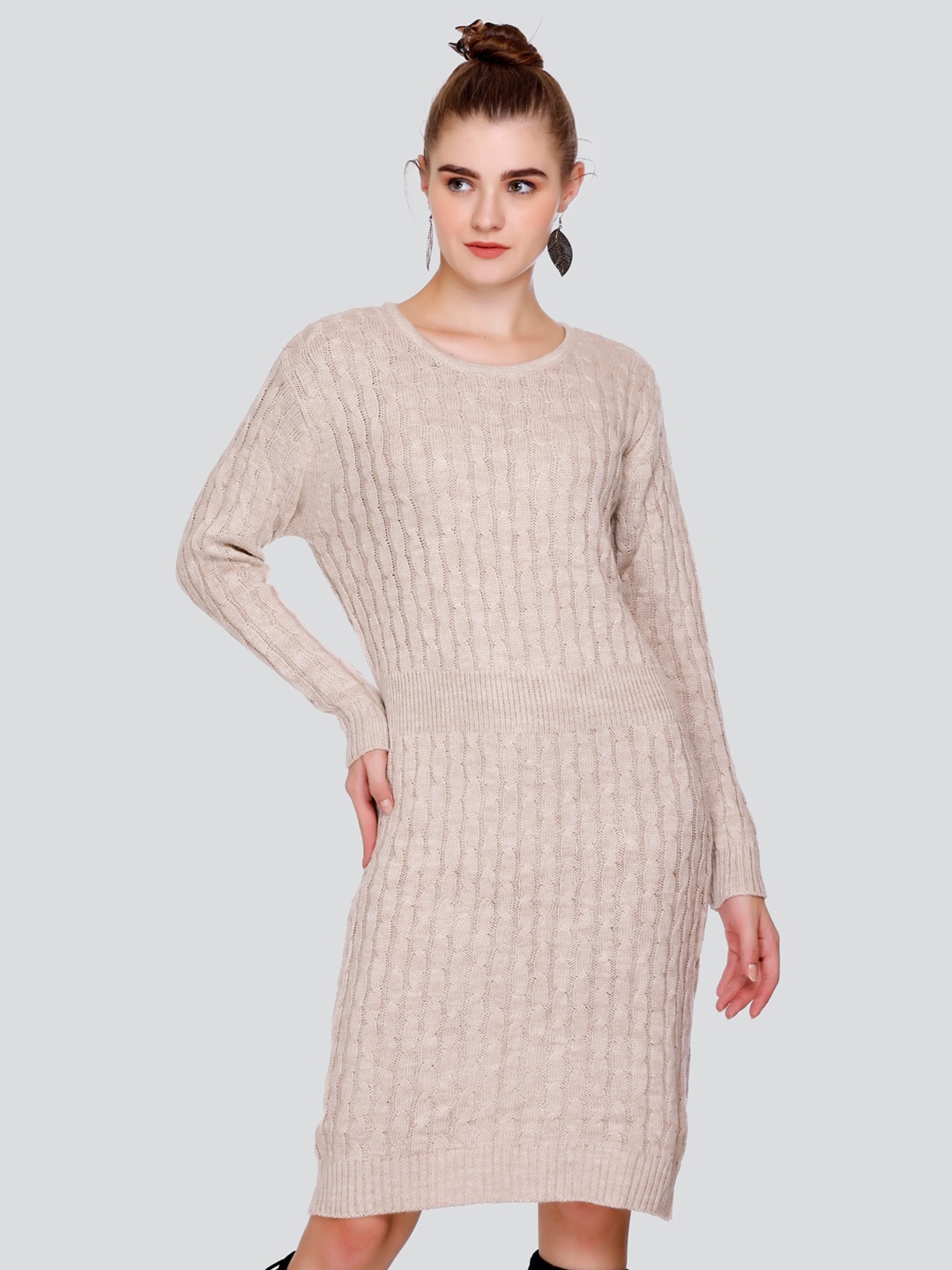 

GOSHA & MAU Self Design Acrylic Jumper Dress, Off white