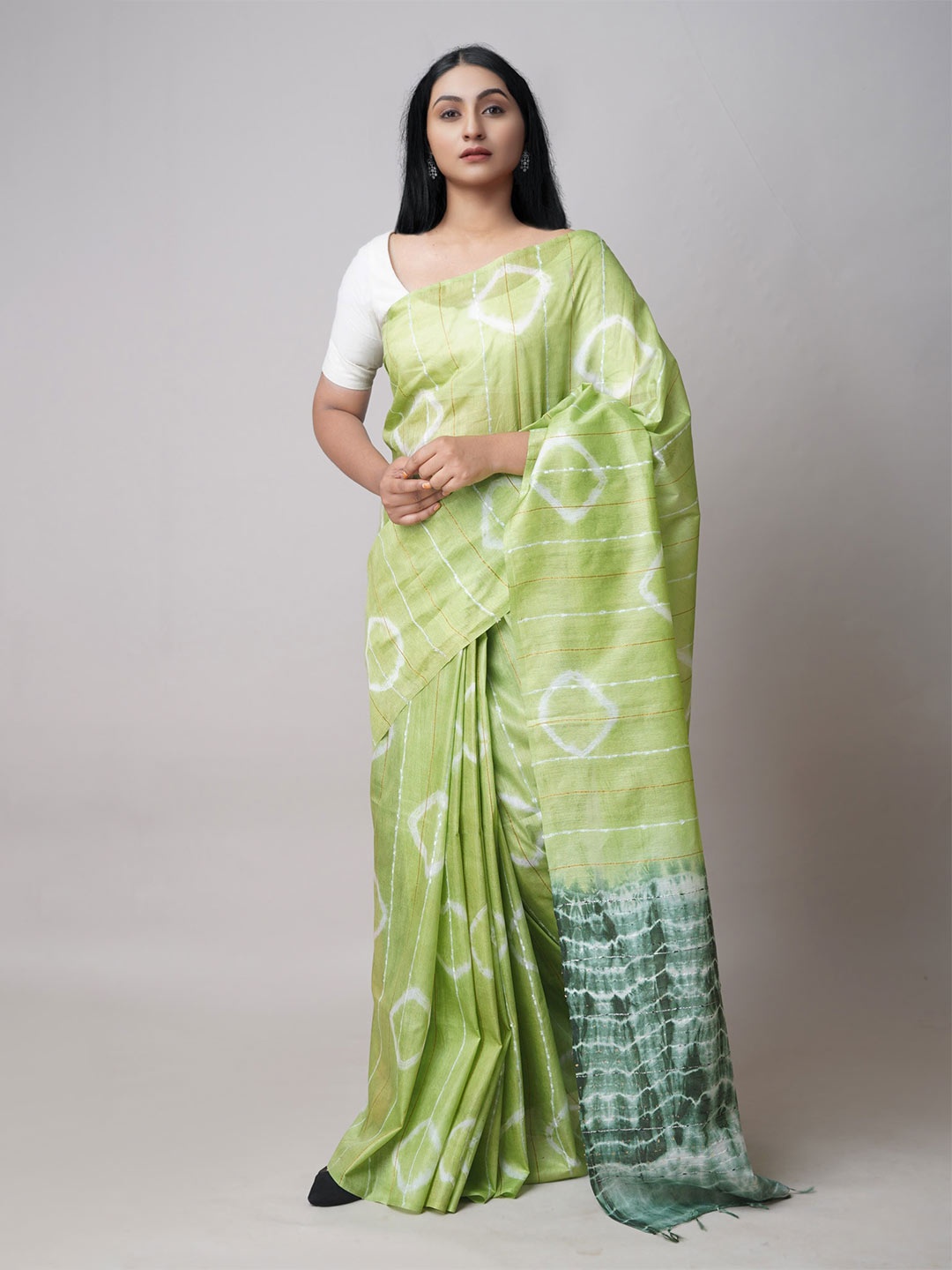 

Unnati Silks Tie and Dyed Silk Cotton Leheriya Saree, Green