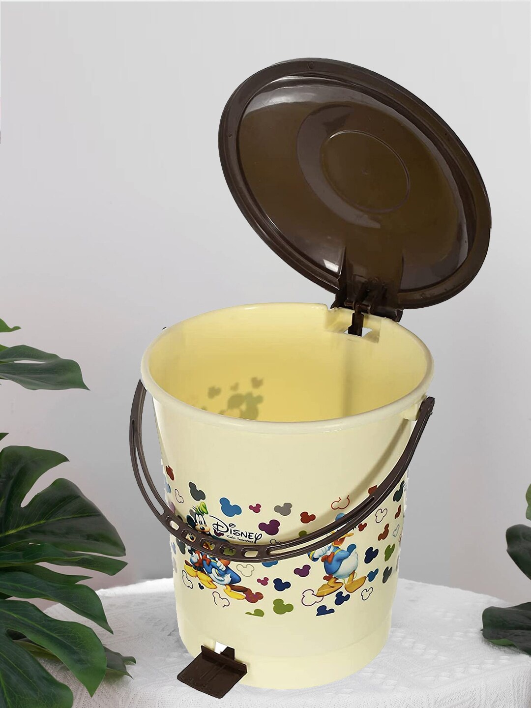 

Kuber Industries Cream-Coloured & Brown Disney Printed Swing Dustbin 10 L