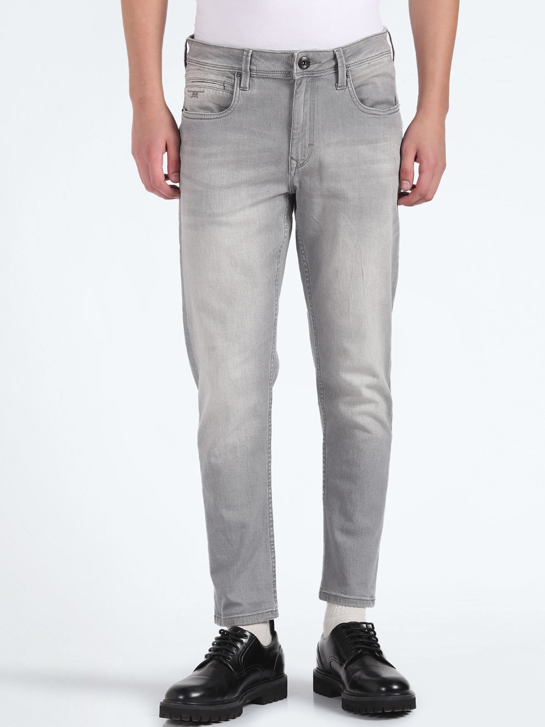 

Flying Machine Men Tapered Fit Heavy Fade Stretchable Jeans, Grey