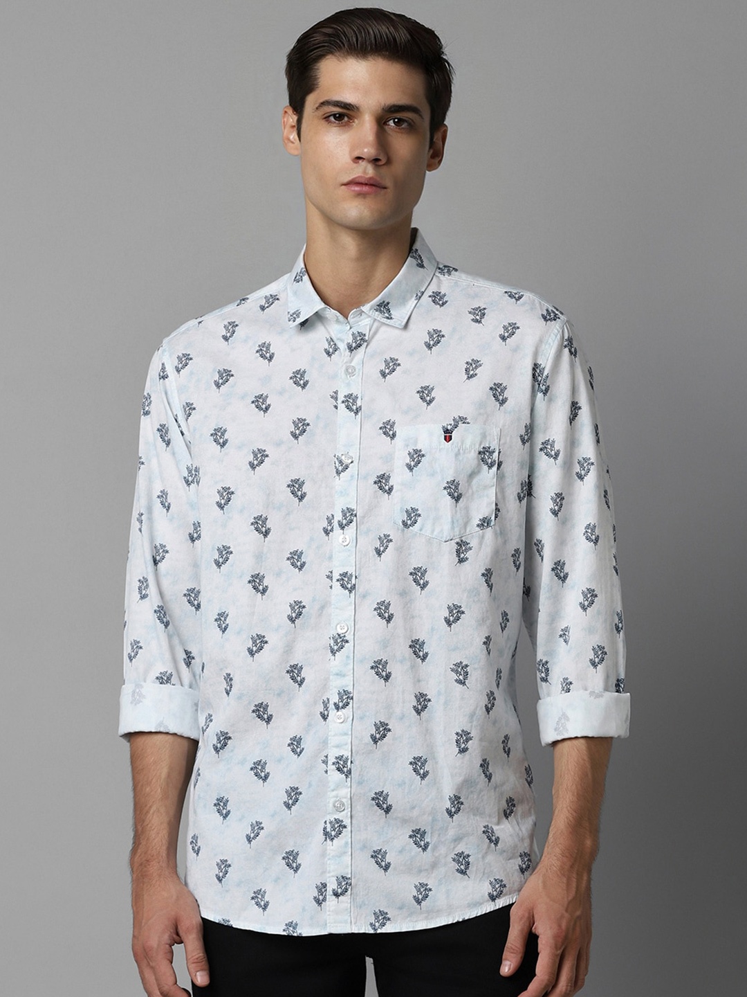 

Louis Philippe Jeans Slim Fit Floral Printed Opaque Pure Cotton Casual Shirt, White