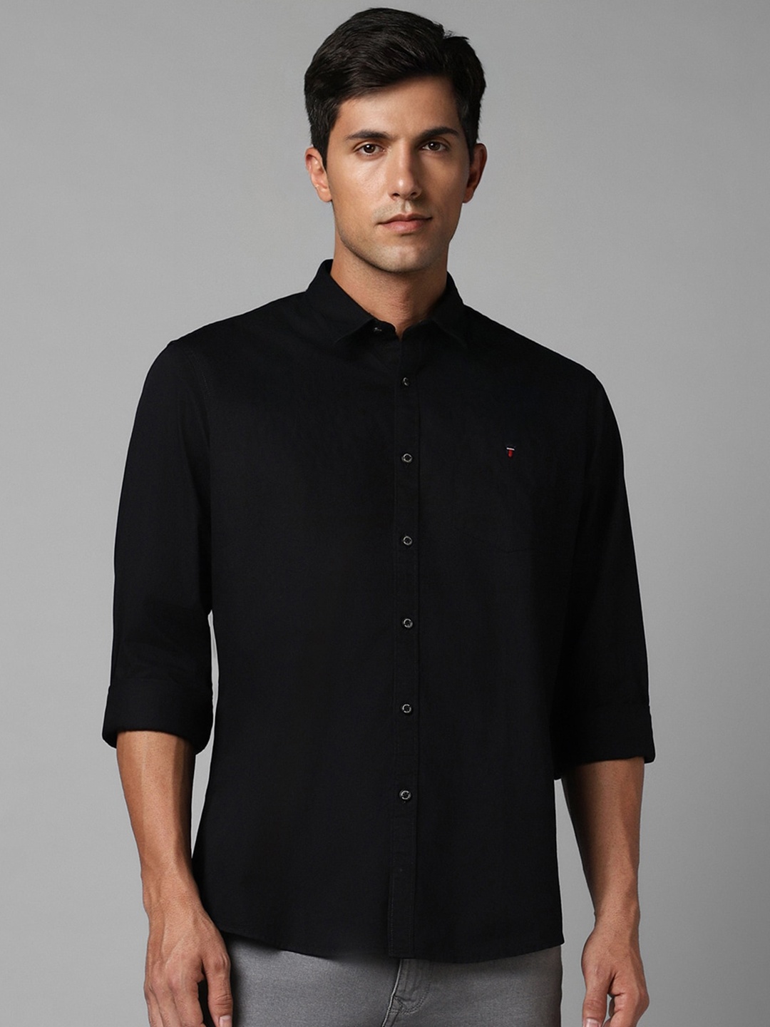 

Louis Philippe Jeans Spread Collar Slim Fit Opaque Pure Cotton Casual Shirt, Black