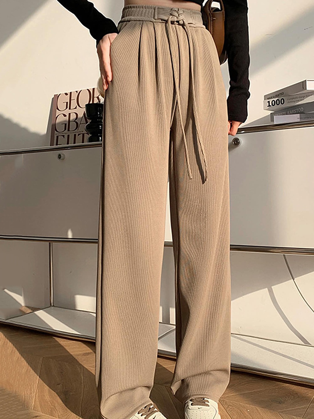 

LULU & SKY Women Loose Fit Parallel Trousers, Khaki