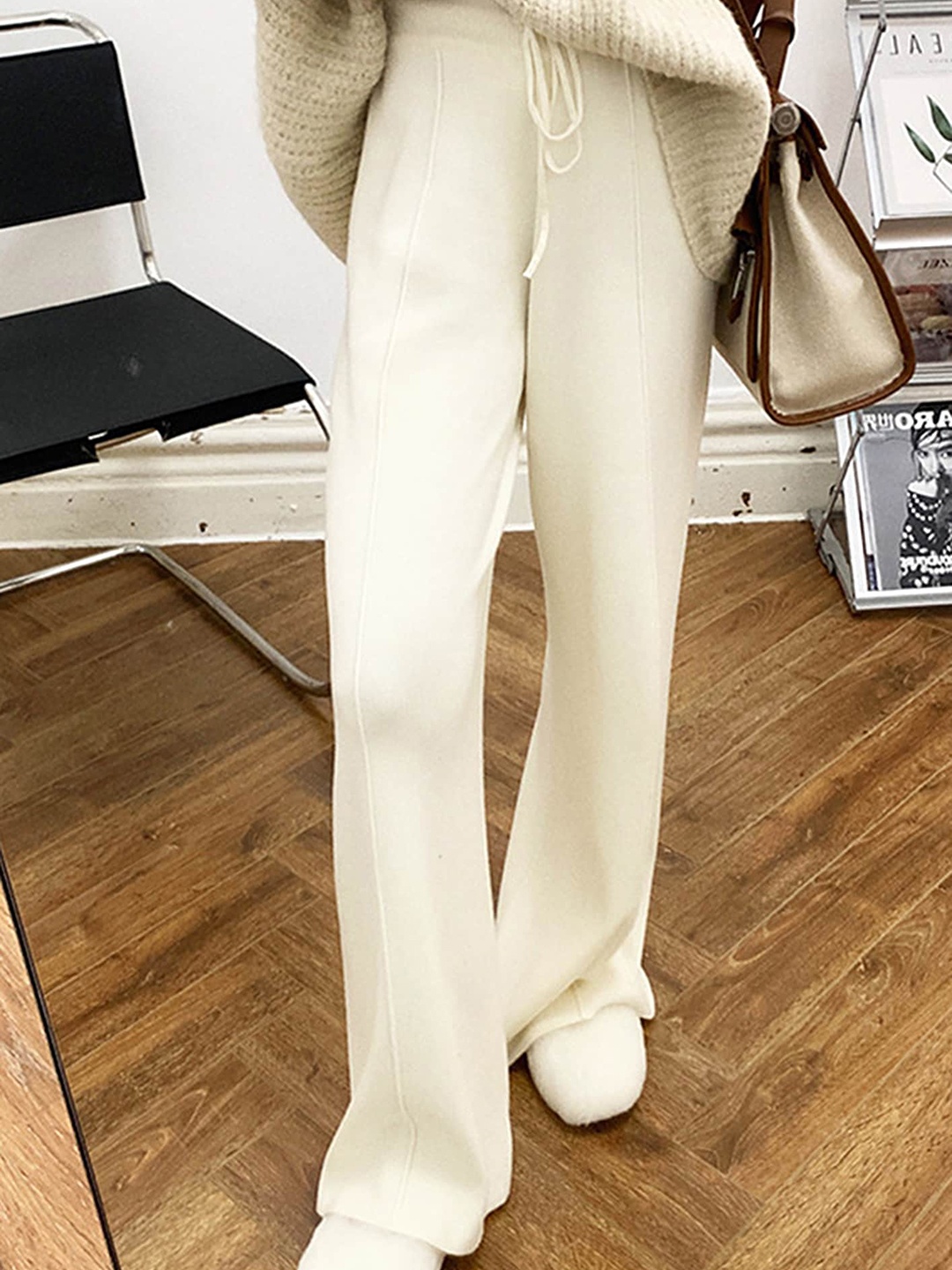 

LULU & SKY Women High Rise Trousers, White