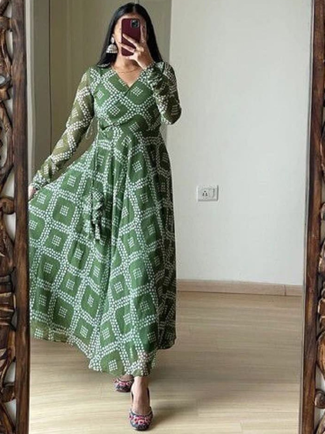 

BLACK SCISSOR Bandhani Printed Georgette Fit & Flared Maxi Ethnic Dress, Green
