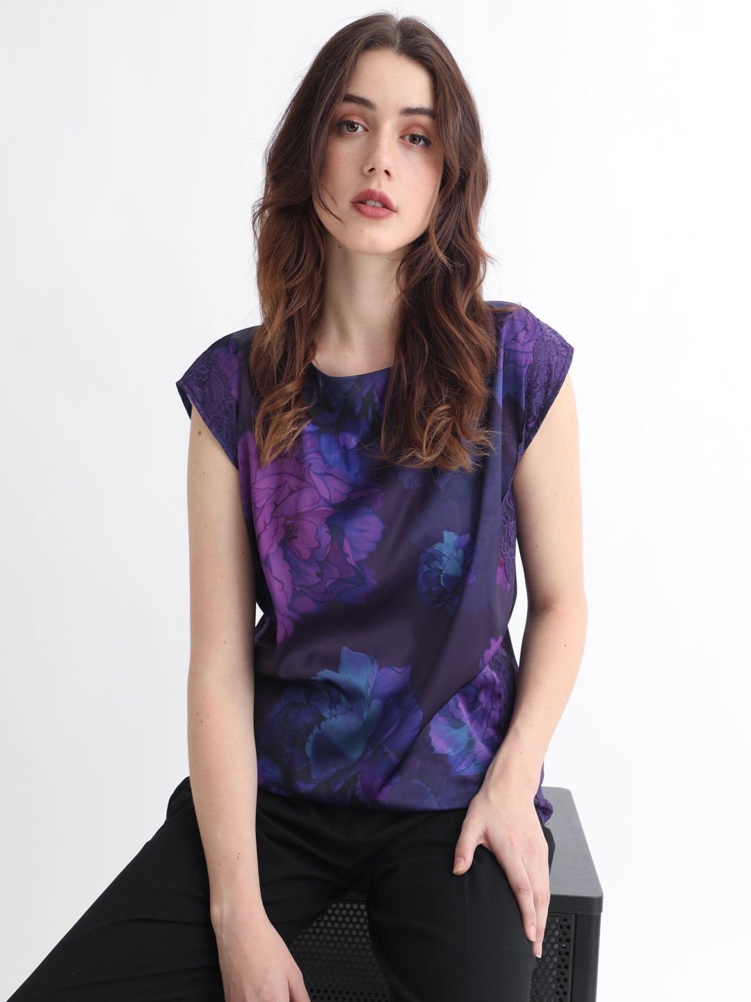 

RAREISM Floral Printed Extended Sleeves Lace Inserts Top, Purple