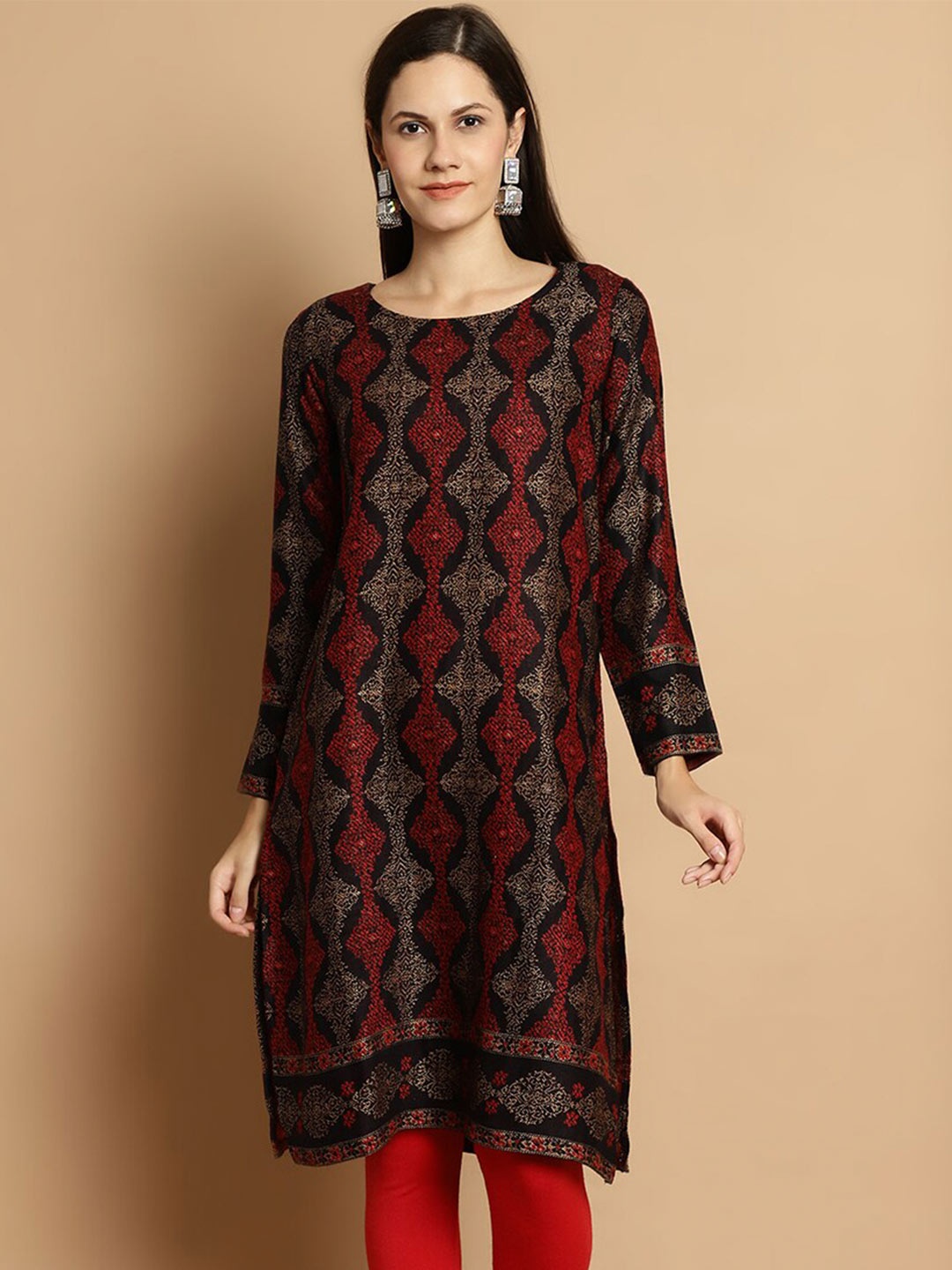 

Numalo Woven Design Acrylic Winter Wear Kurta, Black