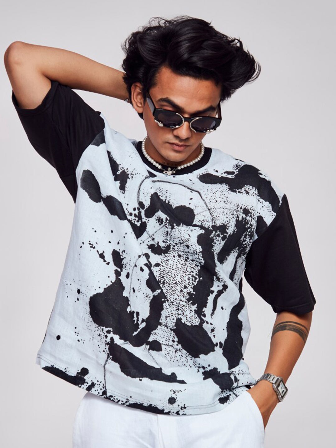 

ADDY'S for men Graphic Printed Drop-Shoulder Sleeve Linen Cotton Oversized T-shirt, Black