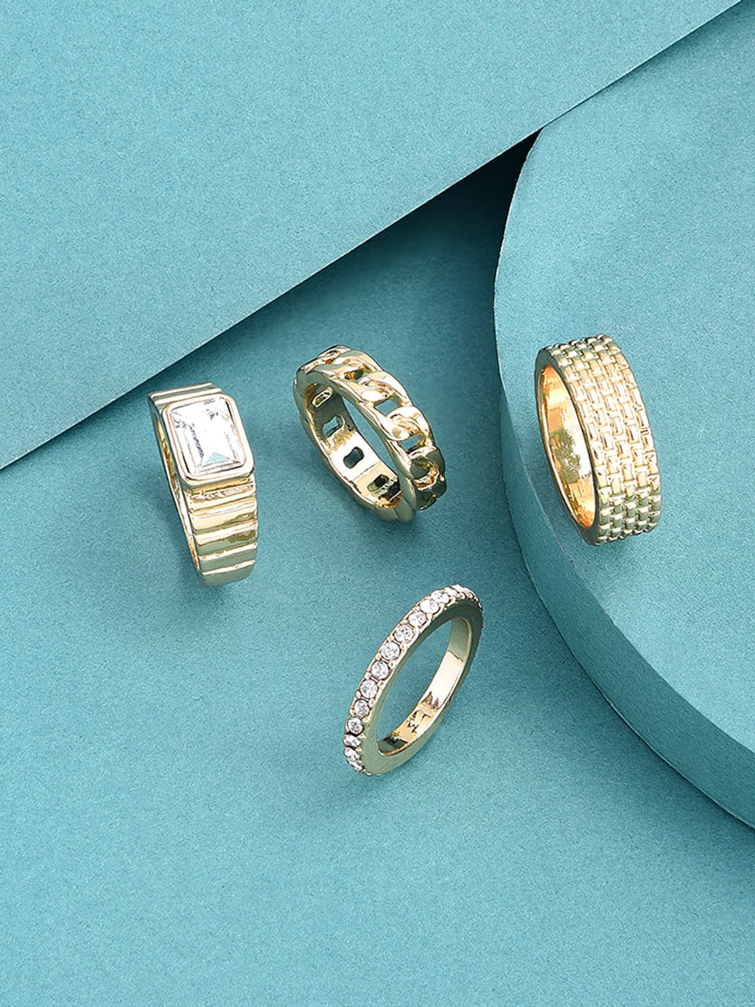 

Lilly & sparkle Set Of 4 Gold-Plated Crystal Studded Finger Ring