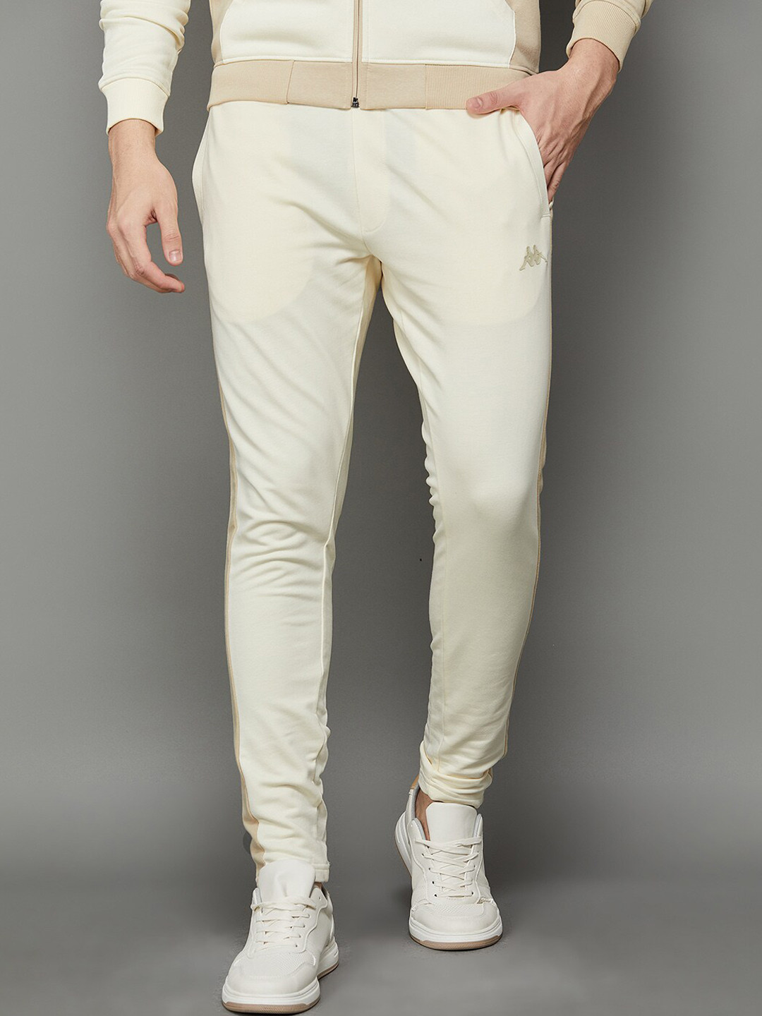 

Kappa Men Side Panel Cotton Track Pants, Off white