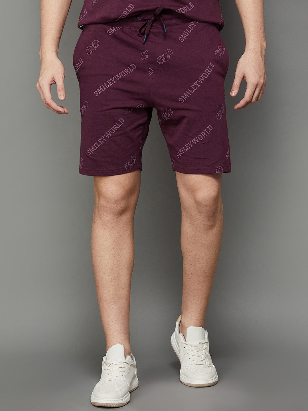 

SmileyWorld Men Typography Printed Cotton Shorts, Maroon