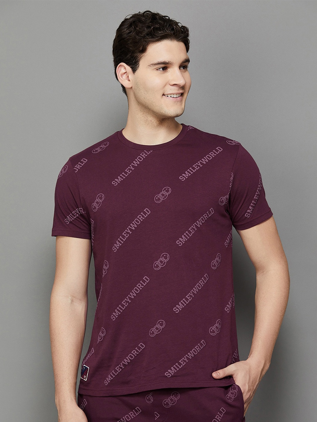 

SmileyWorld Typography Printed Cotton T-Shirt, Maroon