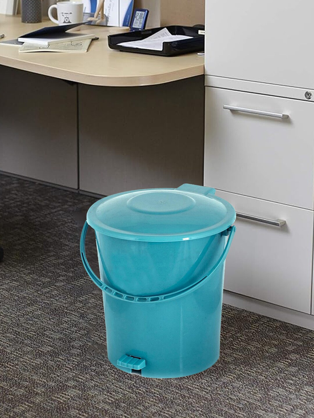

Kuber Industries Green Pedal Dustbins - 10 L
