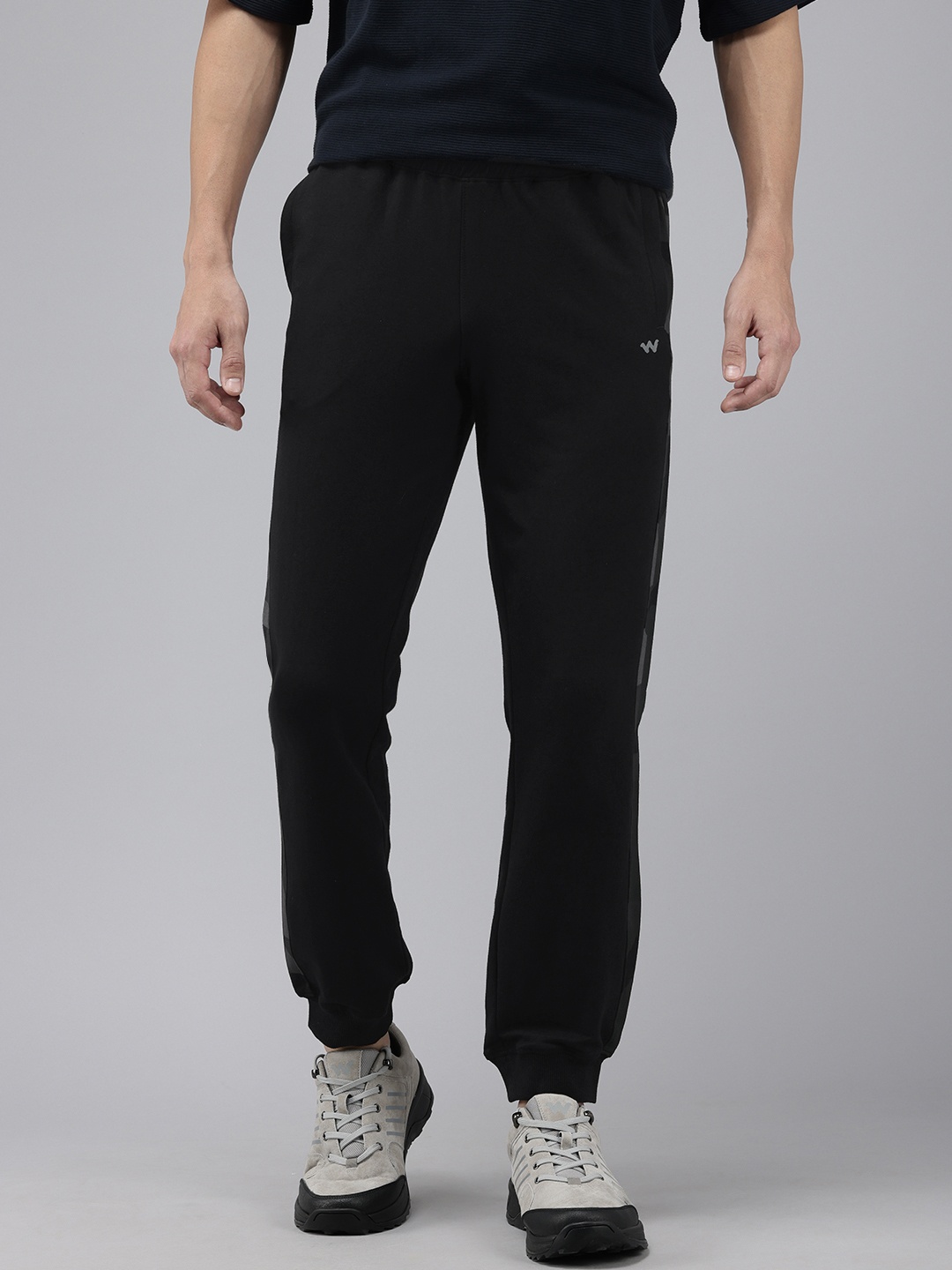 

Wildcraft Men Anti Odour Sports Joggers, Black