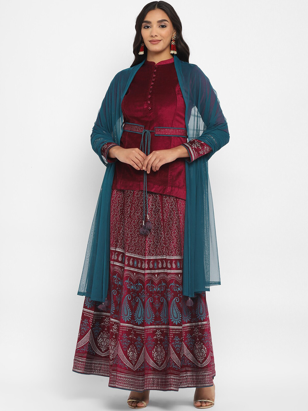 

STADO Velvet Kali Lehenga Set, Pink