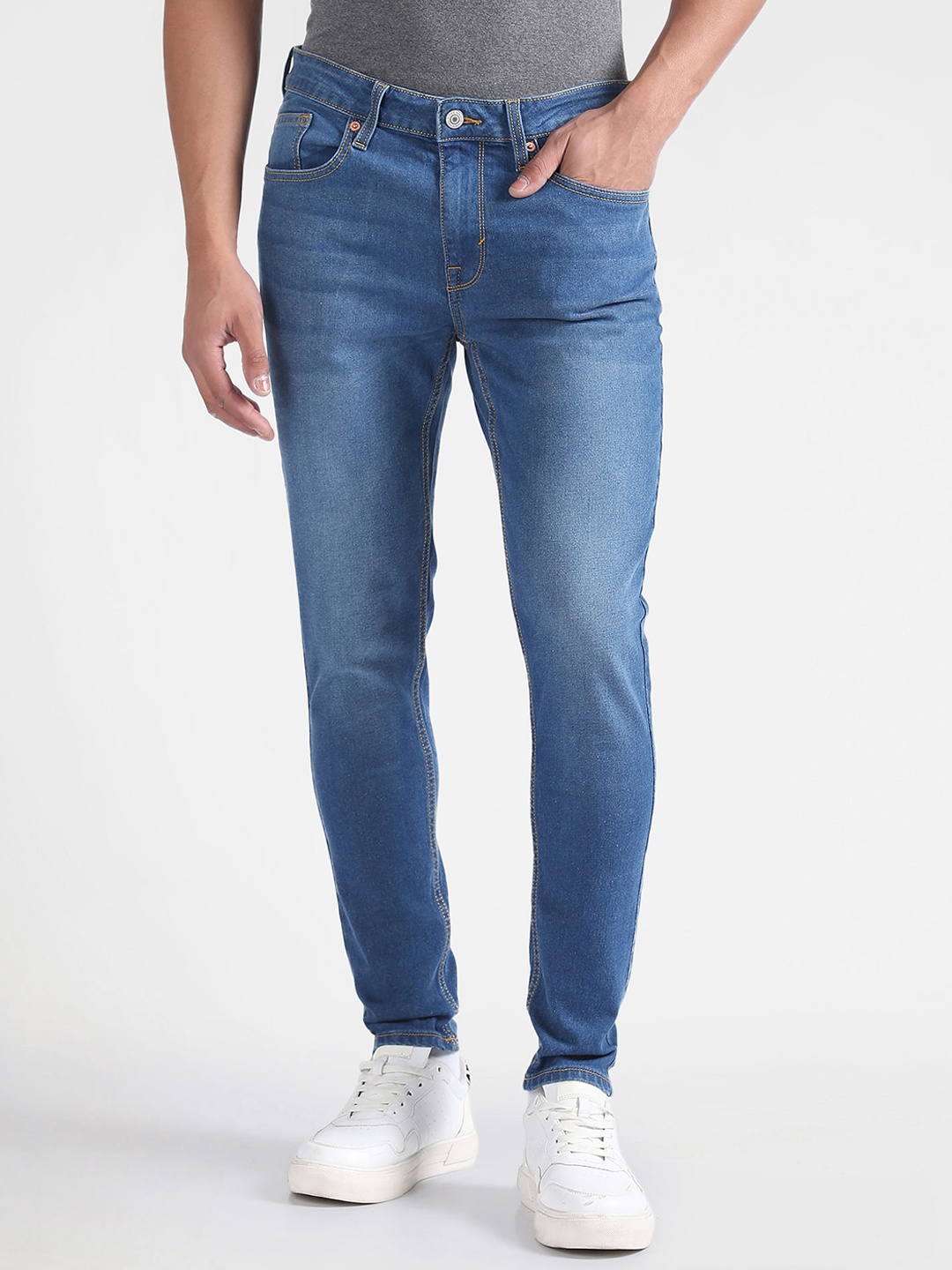 

Flying Machine Men Skinny Fit Light Fade Clean Look Stretchable Jeans, Blue