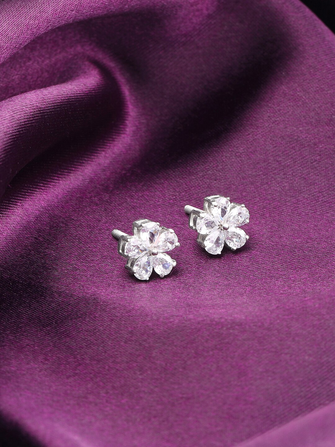 

GIVA 925 Sterling Silver Rhodium-Plated Zircon Studded Floral Studs