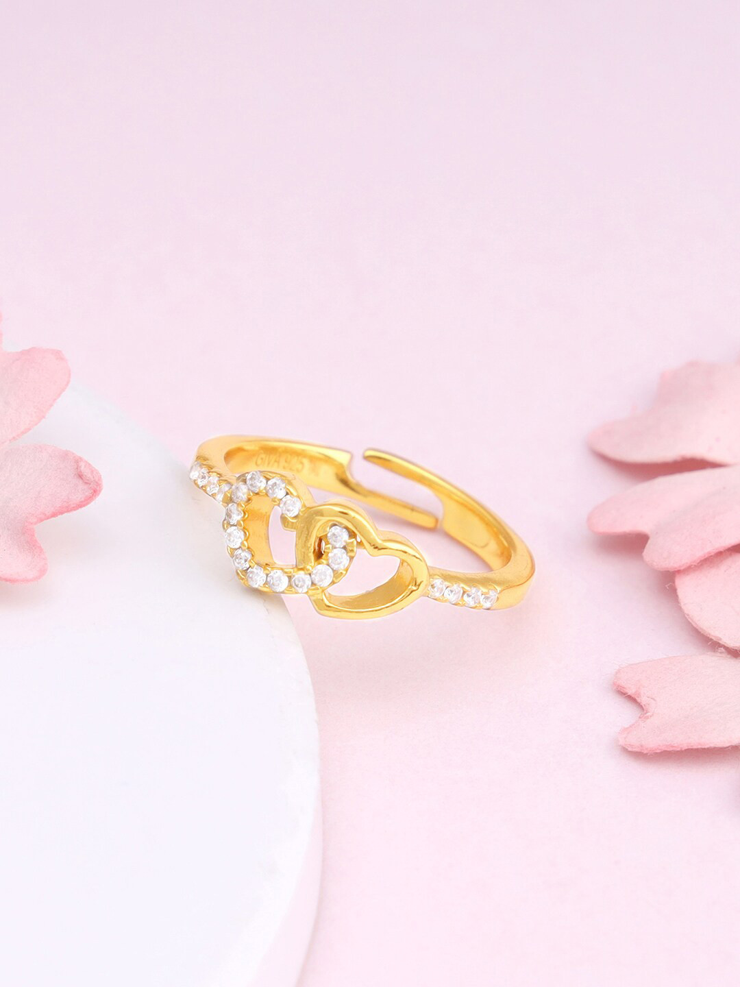 

GIVA Sterling Silver Gold-Plated CZ Studded Finger Ring