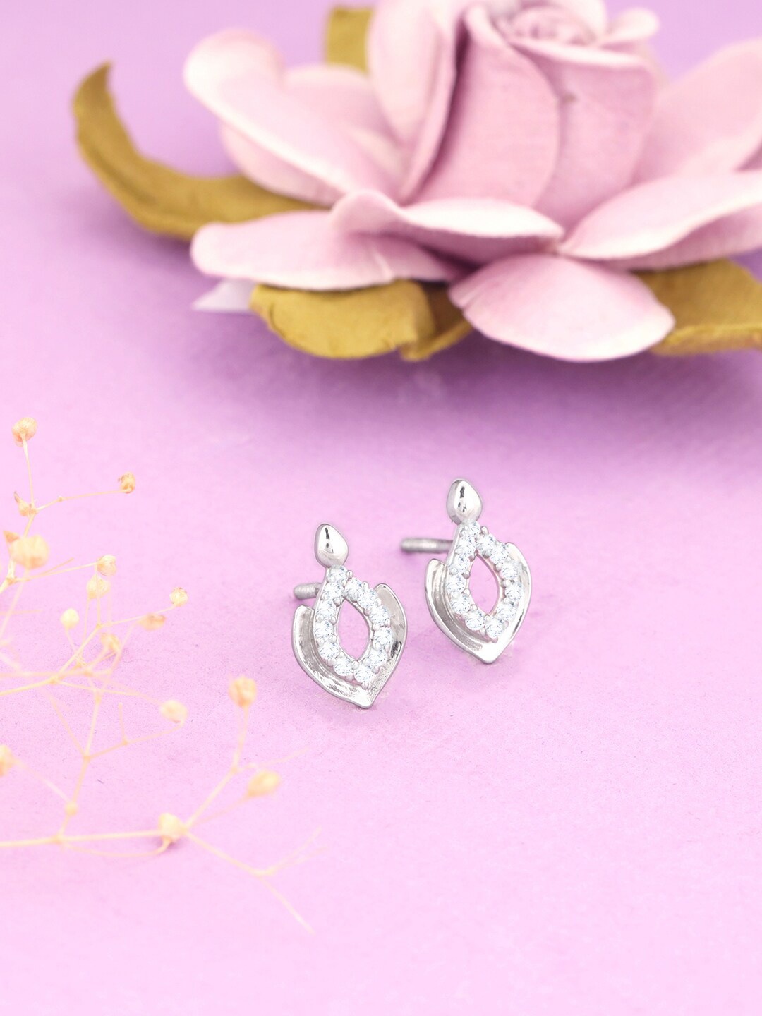 

GIVA 925 Sterling Silver Rhodium-Plated Zircon Studded Contemporary Studs
