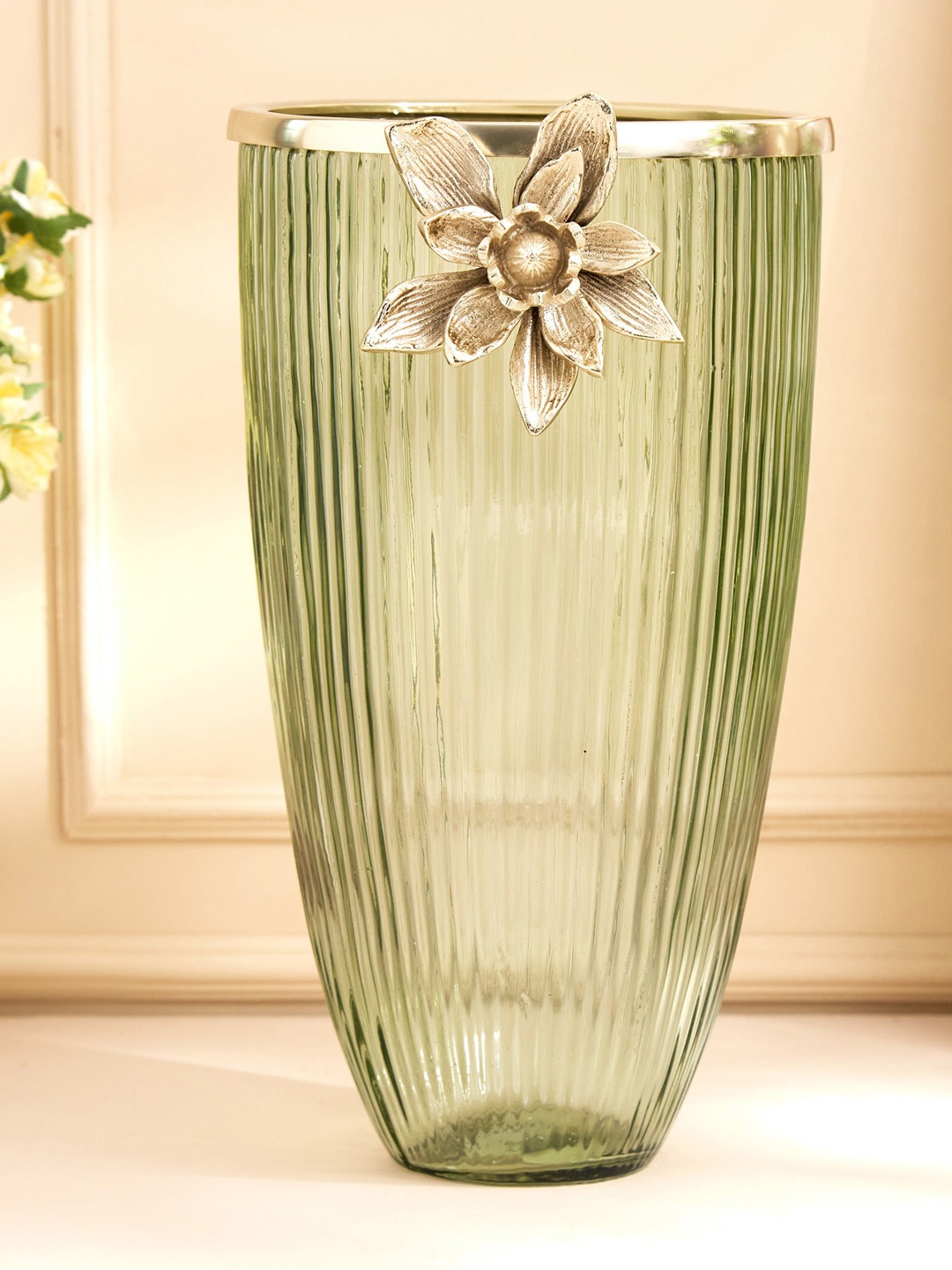 

Home Centre Moksha Green Ribbed Floral Vase