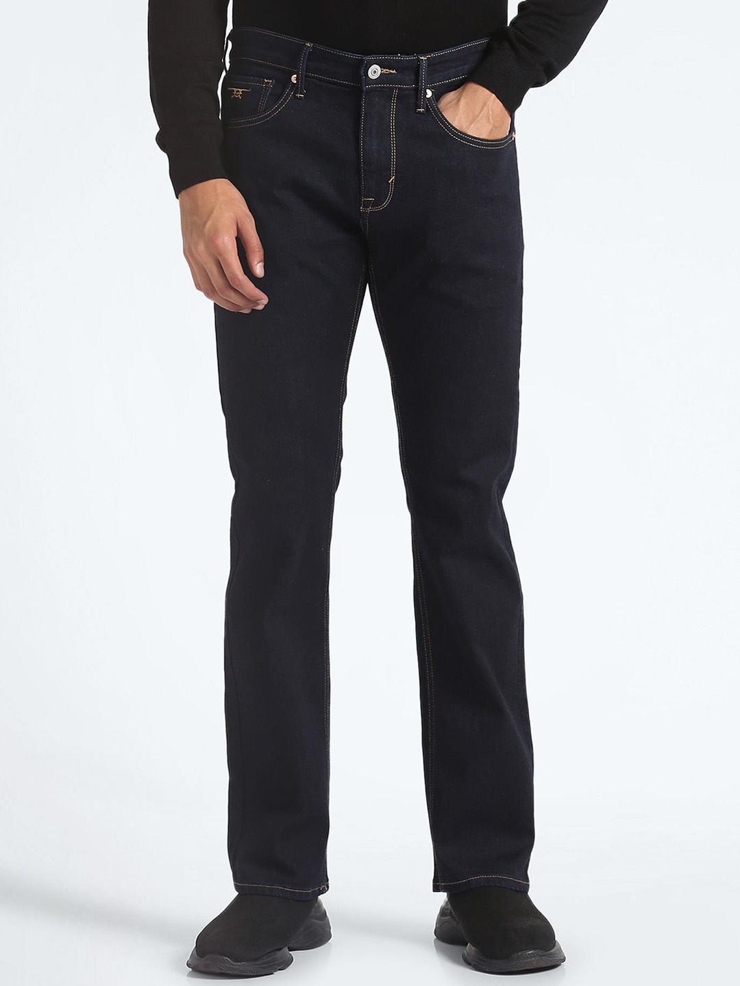 

Flying Machine Men Mid Rise Straight Fit Clean Look Stretchable Jeans, Blue