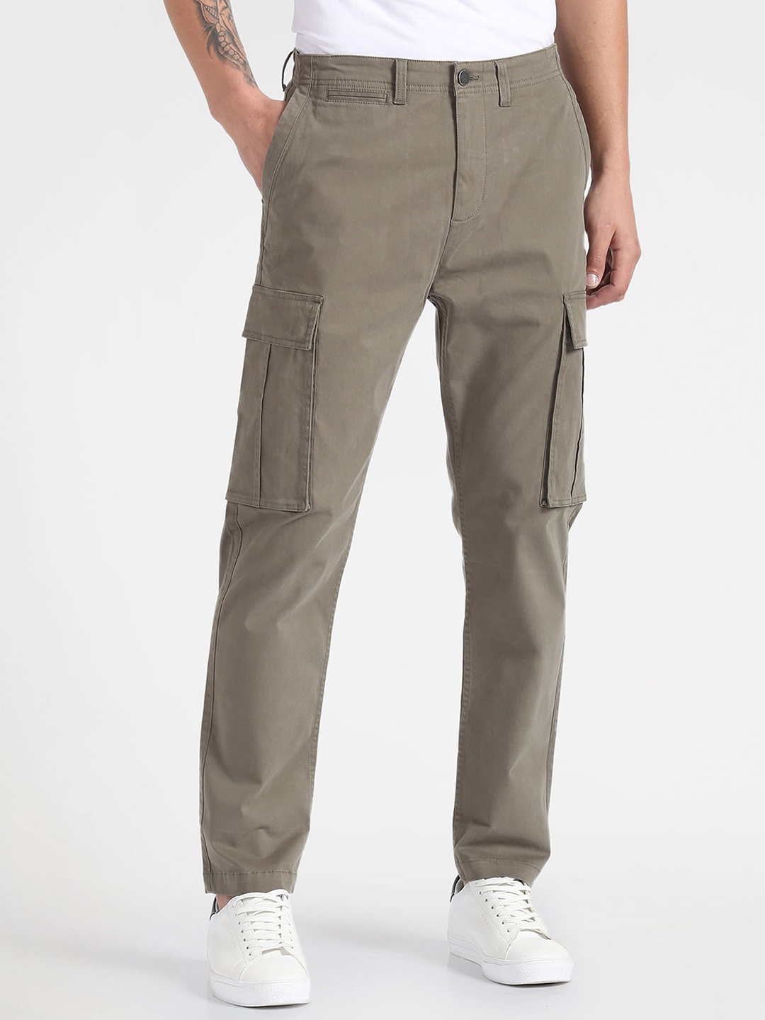 

Flying Machine Men Cargos Trousers, Green