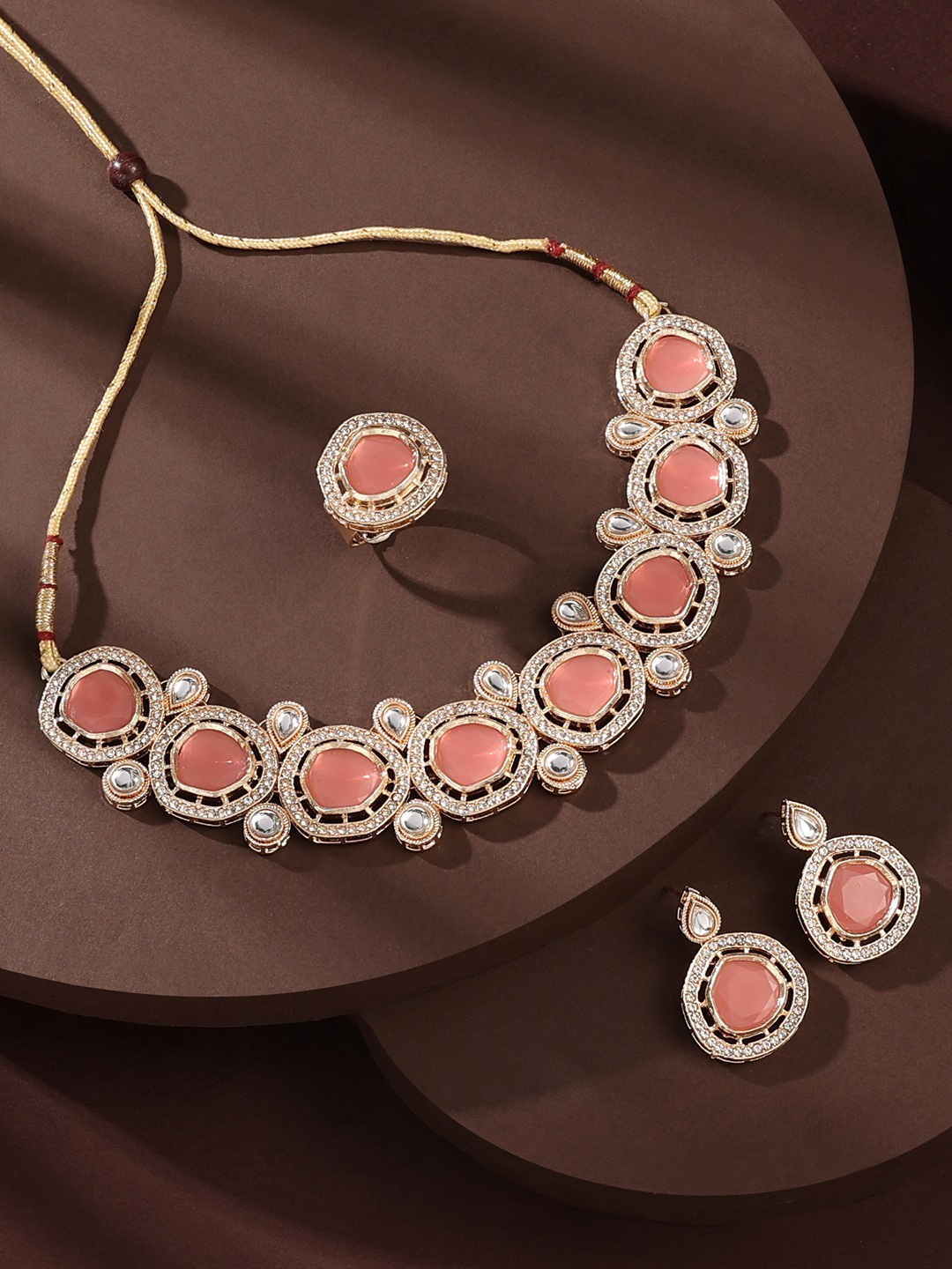 

Zaveri Pearls Gold-Plated Kundan-Studded Jewellery Set