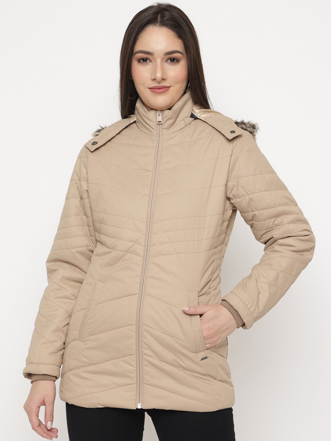

Spirit Lightweight Longline Hooded Anti-Odour Puffer Jacket, Beige
