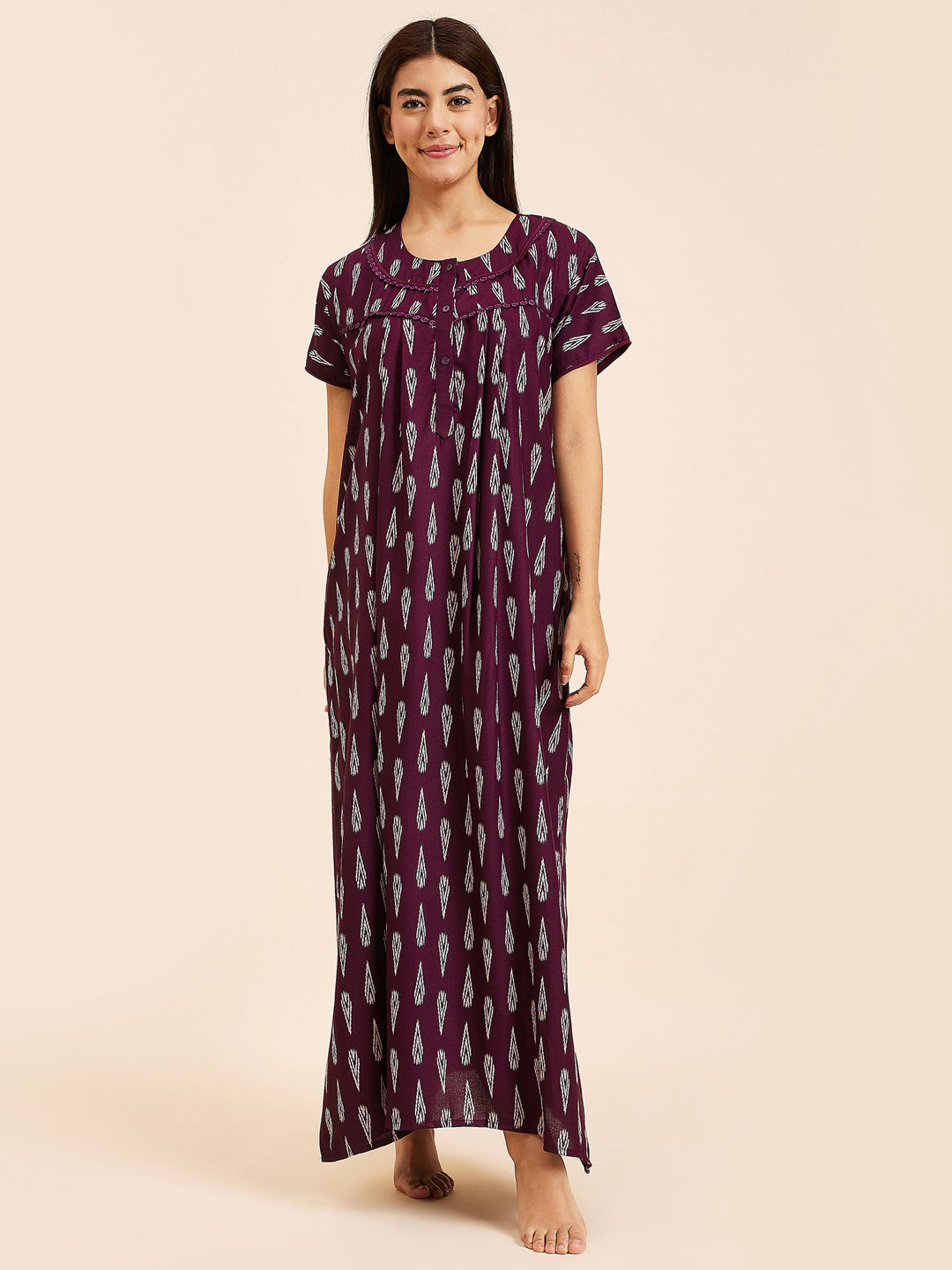 

Sweet Dreams Geometric Printed Round Neck Short Sleeves Pure Cotton Maxi Nightdress, Red