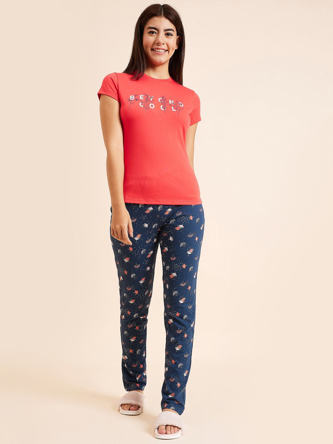 

Sweet Dreams Floral Printed Pure Cotton Night Suit, Red