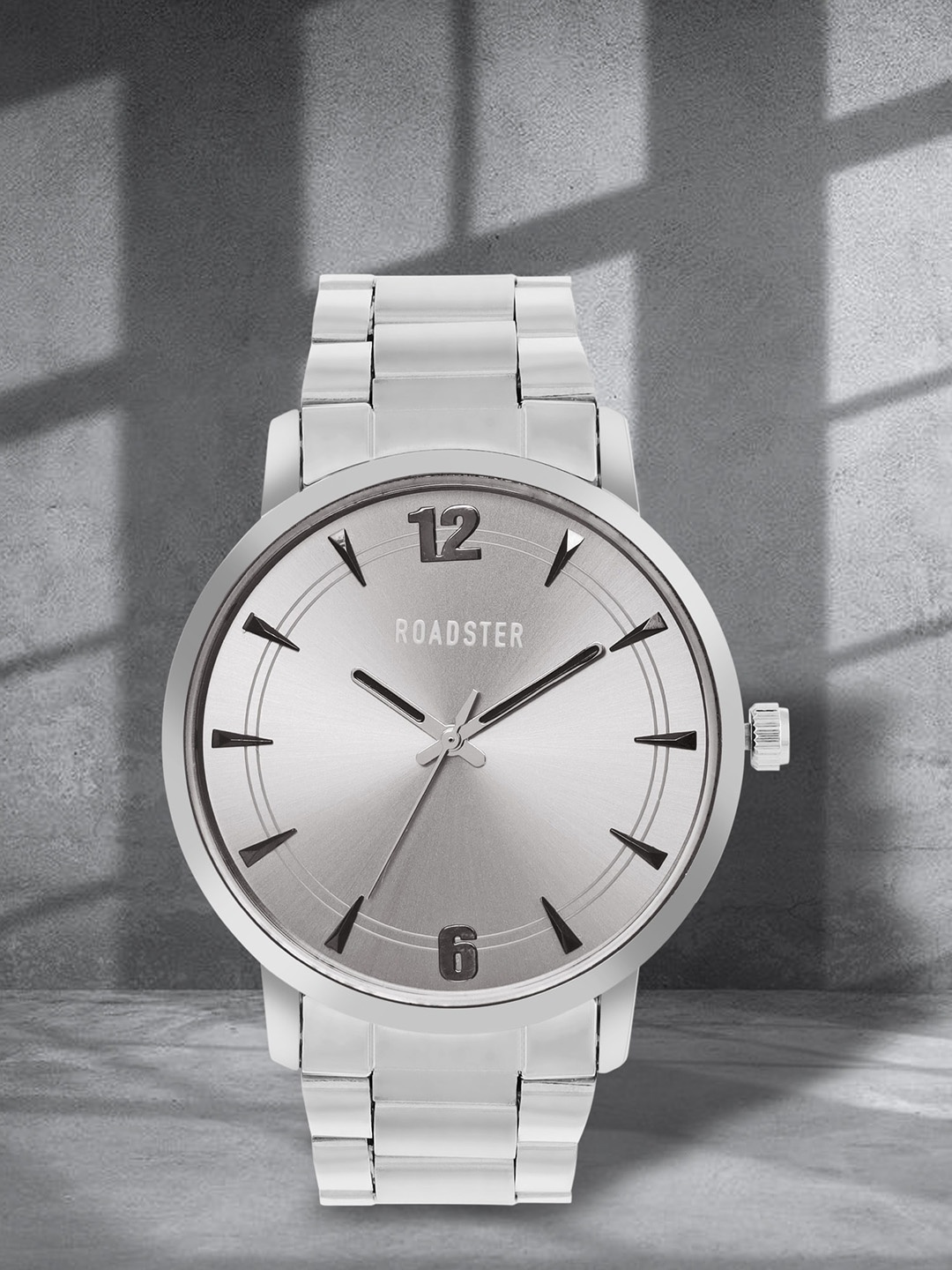 

Roadster Men Metal Bracelet Strap Analogue Watch RD_SS23_4C, Grey