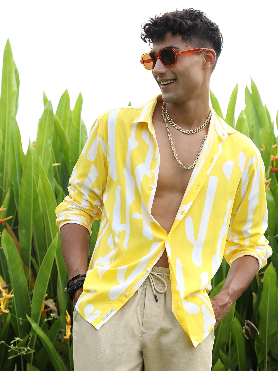 

Campus Sutra Abstract Printed Classic Regular Fit Casual Shirt, Yellow