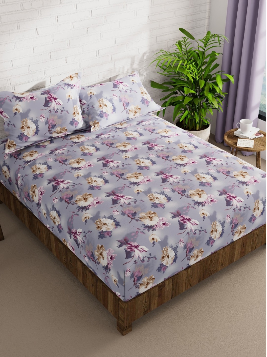 

KOPA La-vogue Peach & White Floral Microfiber 152 TC Queen Bedsheet With 2 Pillow Covers