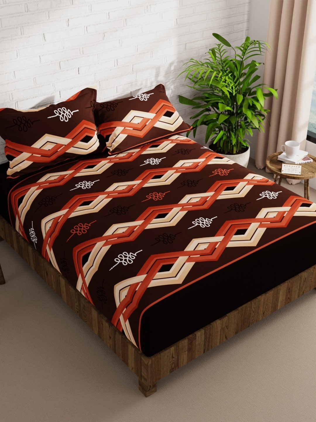 

KOPA La-Vogue Brown & White Printed 152 TC Queen Bedsheet with 2 Pillow Covers