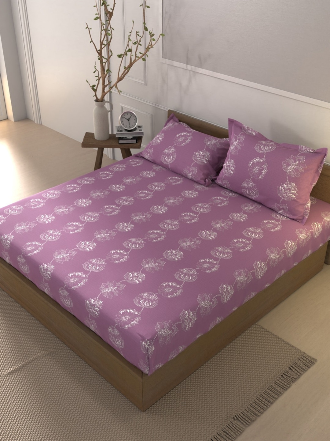 

BIANCA Pink & White Floral Pure Cotton 144 TC Fitted King Bedsheet With 2 Pillow Covers
