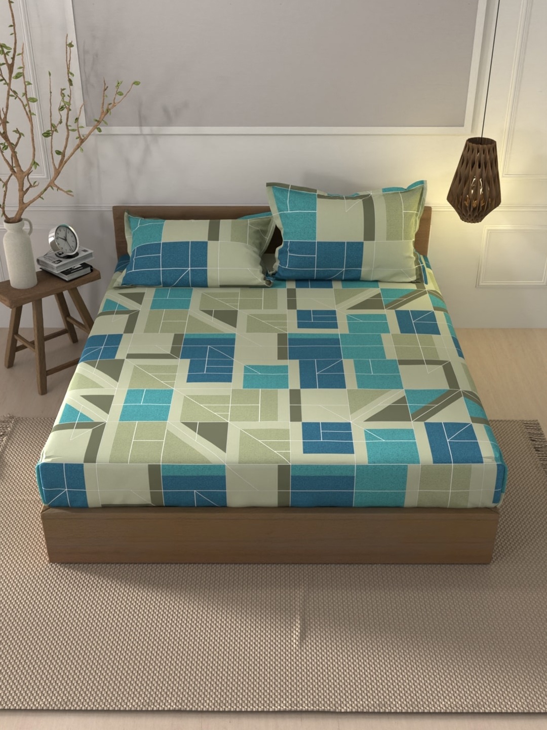 

BIANCA Blue Geometric Pure Cotton 144 TC Fitted King Bedsheet & 2 Pillow Covers