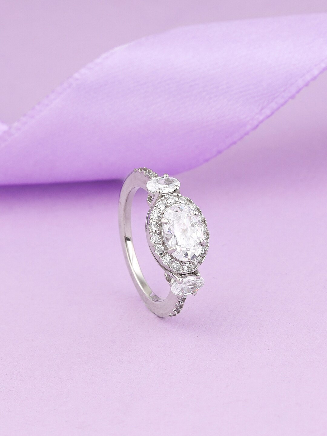 

GIVA Rhodium-Plated CZ Studded Finger Ring, Silver