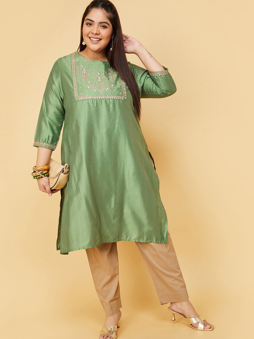 

max Plus Size Floral Yoke Design Sequin Detail Straight Kurta, Green