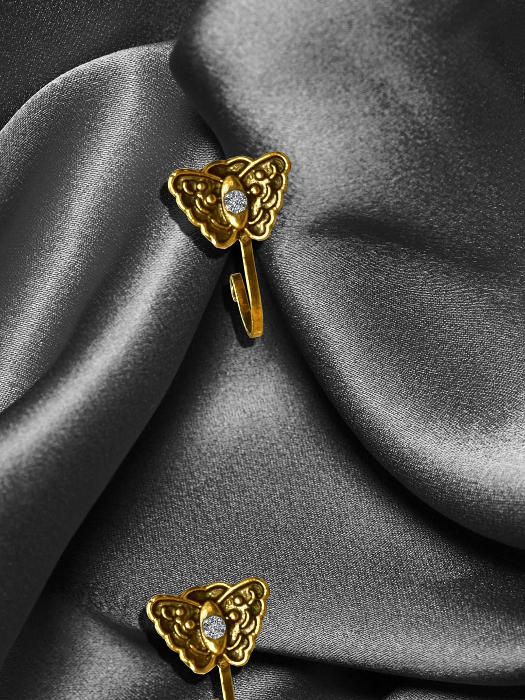 

Comet Busters Gold-Plated Clip-On Nosepin