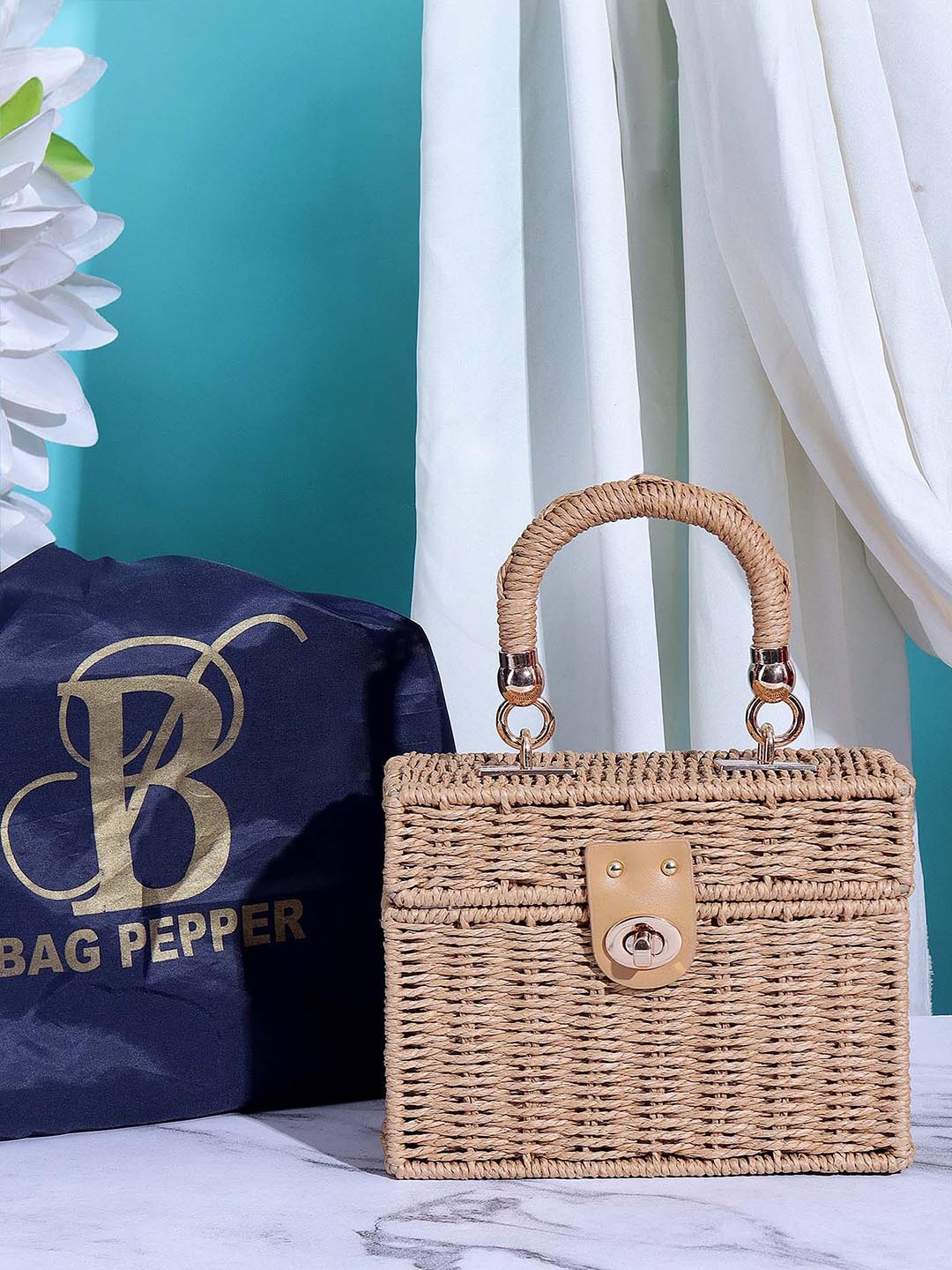 

Bag Pepper Self Design Structured Handheld Bag, Beige
