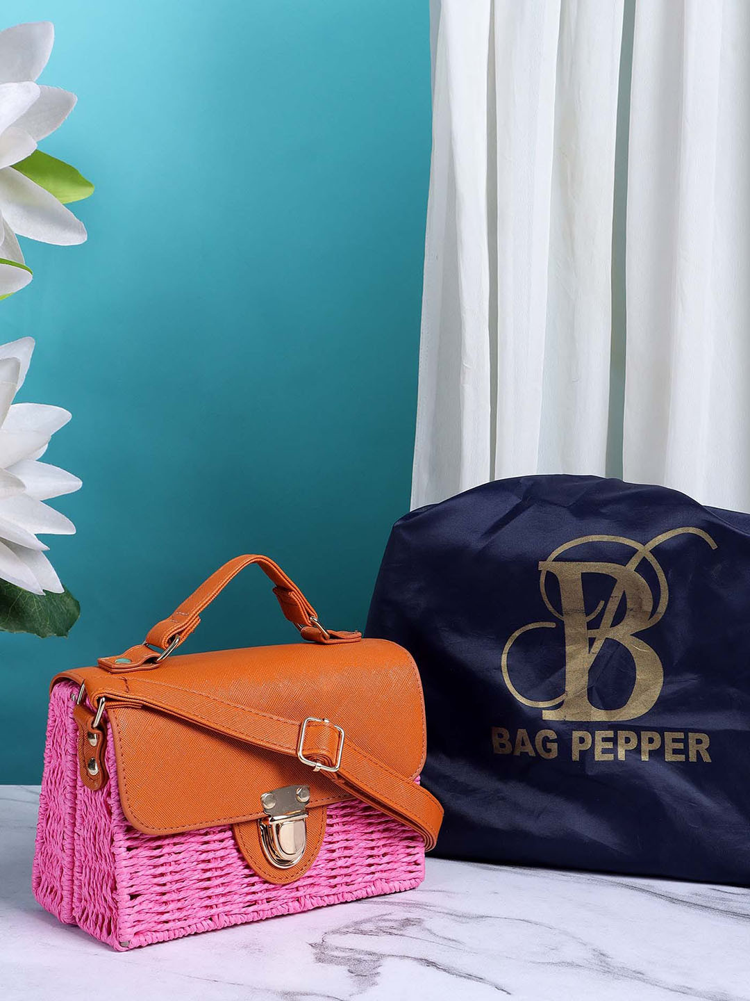 

Bag Pepper Self Design Structured Sling Bag, Pink