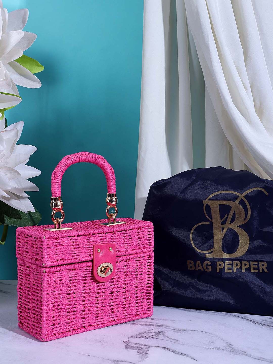 

Bag Pepper Self Design Structured Handheld Bag, Pink
